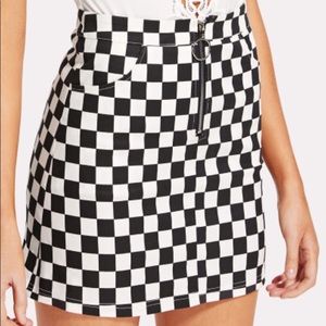 Fashionnova mini black and white checkered skirt